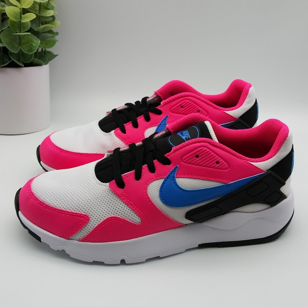 Nike LD Victory Womens Sneakers
